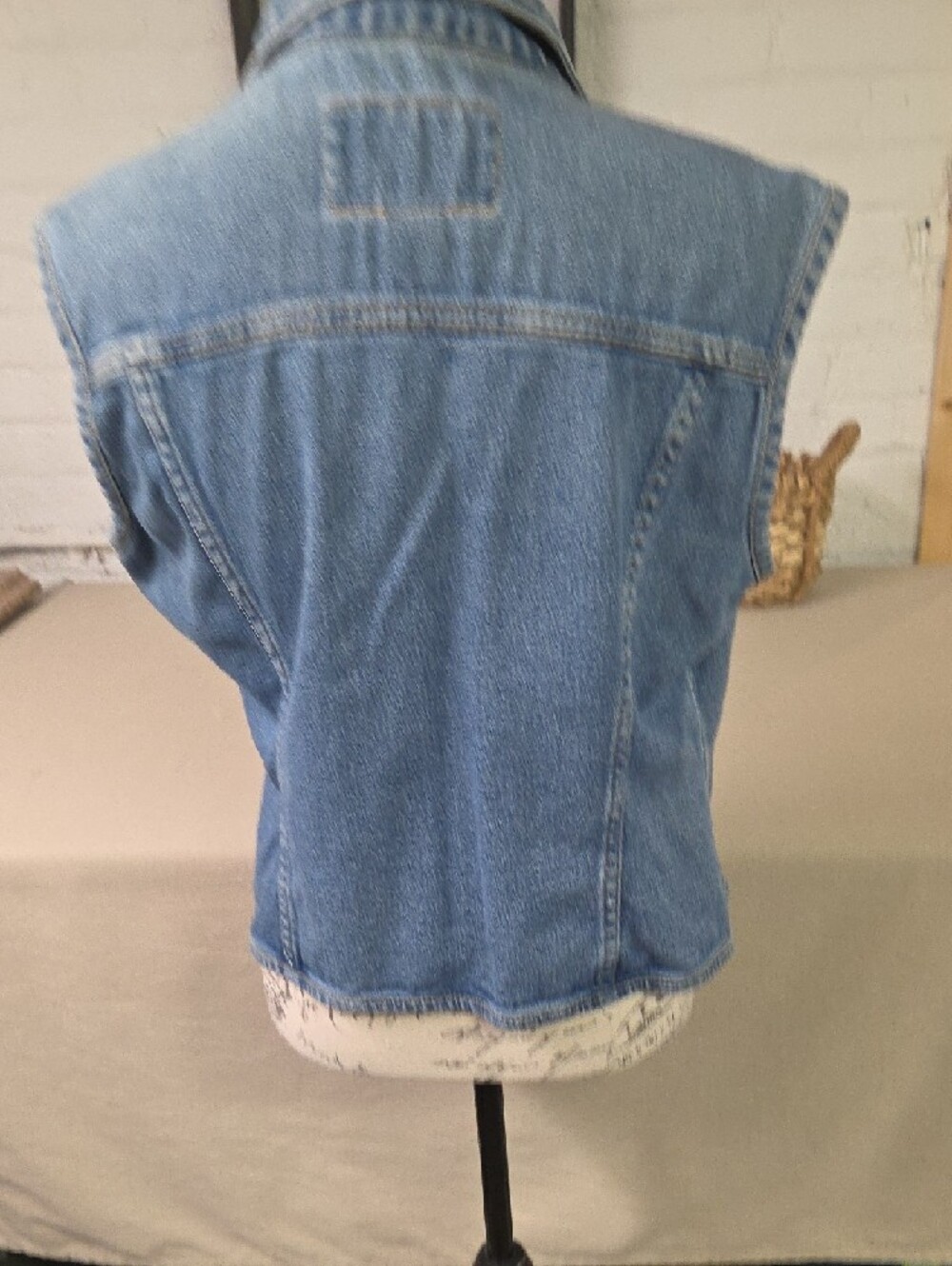Express Light Wash Denim Vest with Chest Zip Vintage 90s - Picture 5 of 7